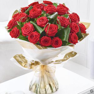24 luxury long stem roses